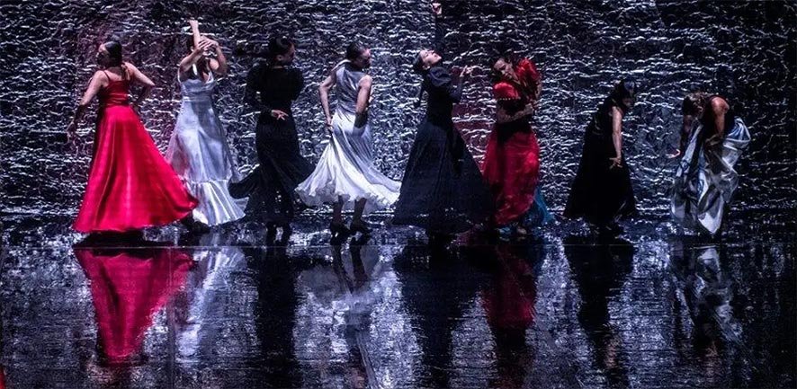 BAILARINAS TOJO NEGRO B